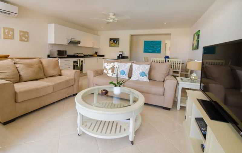 Lantana Resort Barbados By Island Villas เซนต์เจมส์ ภายนอก รูปภาพ